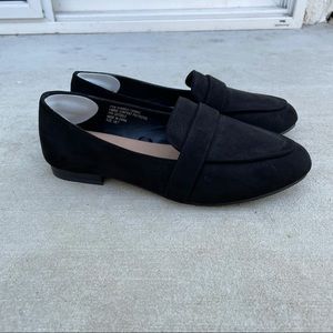 TORRID black faux suede loafers US 7 WW